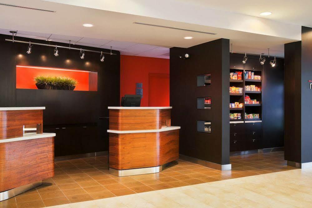 Sonesta Select Boston Stoughton Hotel Bagian luar foto